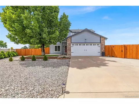 31 S Fairknoll Ln, Pueblo West, CO 81007