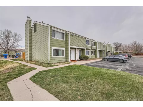 12148 E Kepner Pl, Aurora, CO 80012