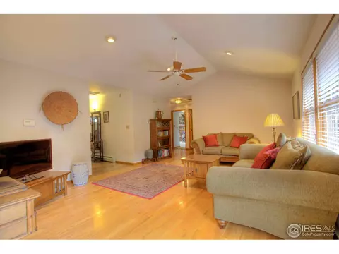 102 Eagle Canyon Cir, Lyons, CO 80540 photo 6