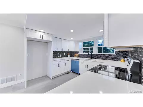 20911 E 42nd Ave, Denver, CO 80249 photo 16