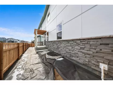 21105 E 62nd Ave, Aurora, CO 80019 photo 5