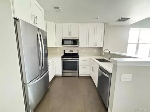 Kitchen - 11137 E 25th Ave, Aurora, CO 80010 photo 1 of 1