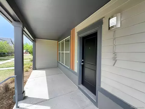 Exterior - 11137 E 25th Ave, Aurora, CO 80010 photo 3 of 3