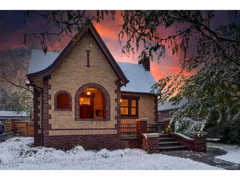 2820 Clermont St, Denver, CO 80207
