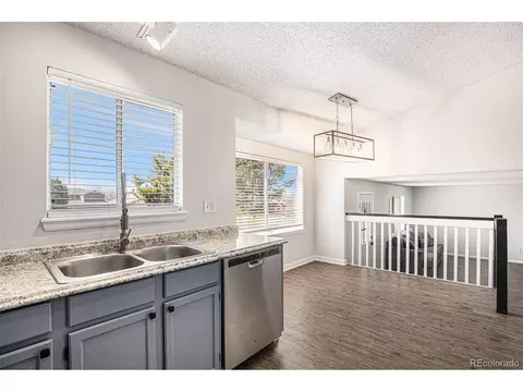 4871 S Dunkirk Way, Centennial, CO 80015 photo 8