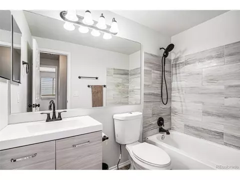 4871 S Dunkirk Way, Centennial, CO 80015 photo 23