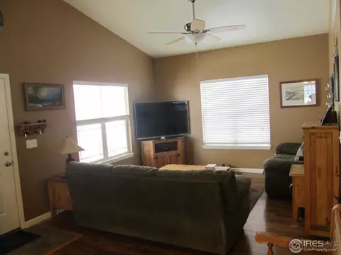 4304 Phlox Ln, Evans, CO 80620 photo 2