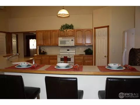 107 E Indiana Ave, Berthoud, CO 80513 photo 6