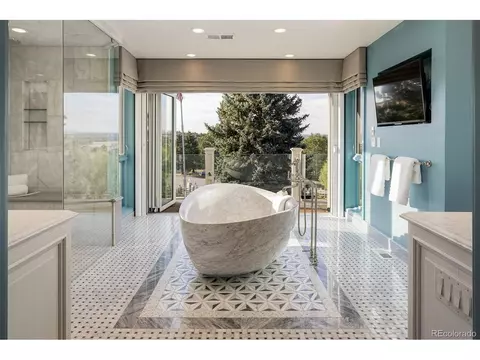 Bath - 17575 E Kettle Pl, Centennial, CO 80016 photo 3 of 6
