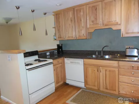 4104 Greenbriar Blvd, Boulder, CO 80305 photo 8