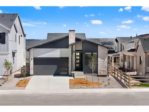 8632 Whiteclover St, Littleton, CO 80125