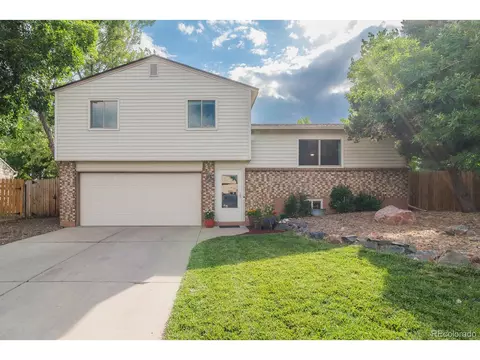 4933 S Flower Way, Littleton, CO 80123