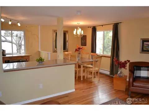 1285 Fairfield Dr, Boulder, CO 80305 photo 3