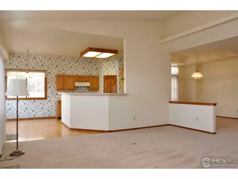 942 Pendleton Ave, Longmont, CO 80504 photo 5