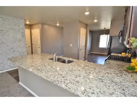 47326 Iris Ave, Bennett, CO 80102 photo 10