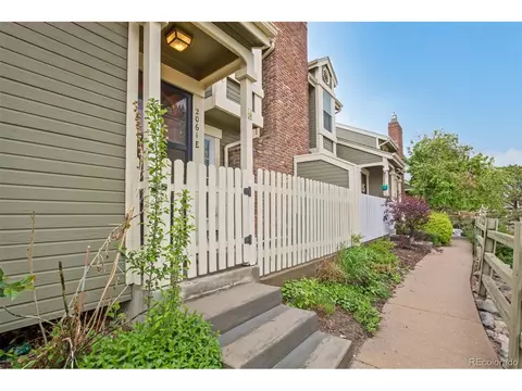 2061 S Helena St #E, Aurora, CO 80013