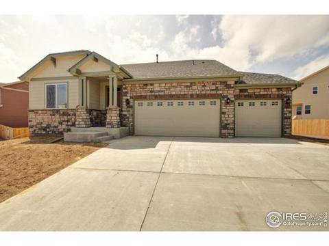 8570 Raspberry Dr, Longmont, CO 80504 photo 2