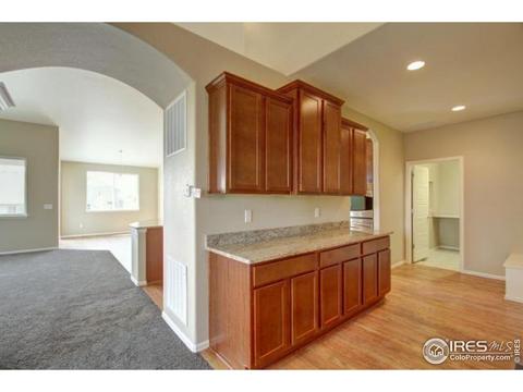 8570 Raspberry Dr, Longmont, CO 80504 photo 5