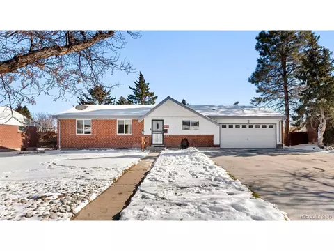 420 Racine St, Aurora, CO 80011