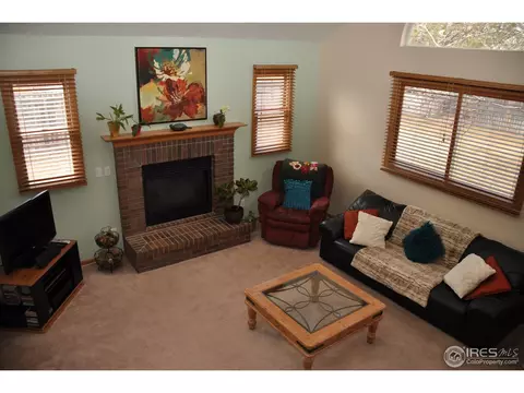 613 50th Ave, Greeley, CO 80634 photo 2
