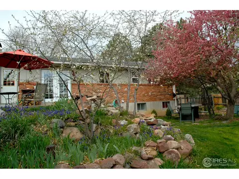 1202 Scrub Oak Cir, Boulder, CO 80305 photo 3