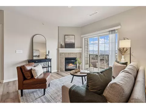 1062 Rockhurst Dr #401, Highlands Ranch, CO 80129