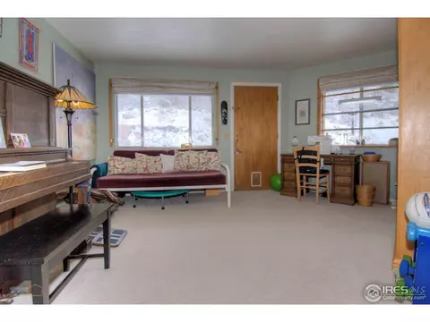 940 Blue Mountain Rd, Lyons, CO 80540 photo 11