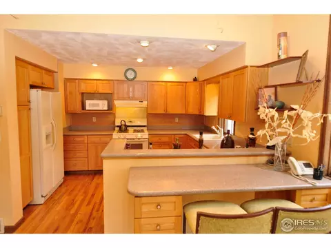 2717 Crestridge Ct, Boulder, CO 80302 photo 3