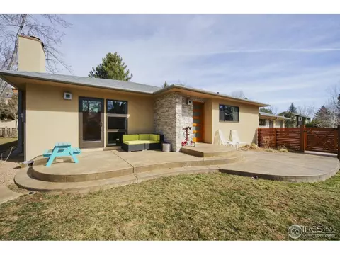 2207 Juniper Ct, Boulder, CO 80304 photo 2