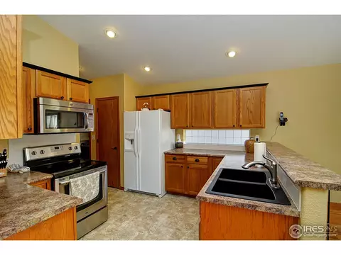 1063 Fairfield Ave, Windsor, CO 80550 photo 7