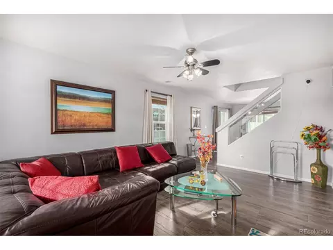19415 Robins Dr, Denver, CO 80249 photo 4