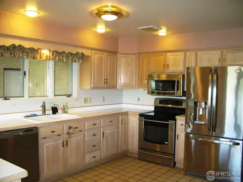 403 Melba Rd, Sterling, CO 80751 photo 4