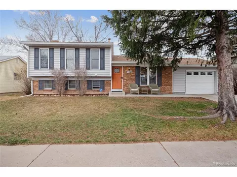 8548 W Dartmouth Pl, Lakewood, CO 80227