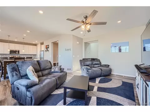 26261 E 5th Pl, Aurora, CO 80018 photo 6