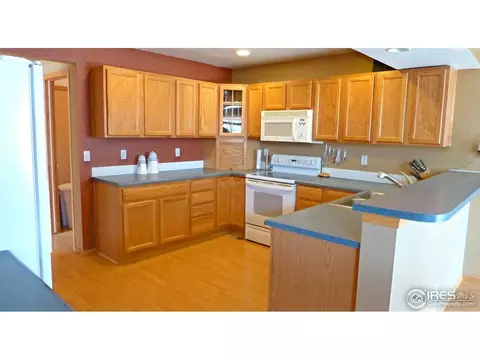 10478 Falcon St, Firestone, CO 80504 photo 3