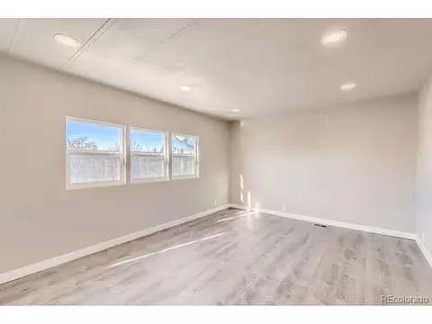 1402 Macpool St, Dacono, CO 80514 photo 8