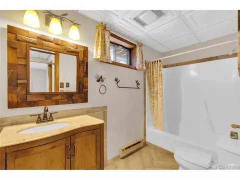 Bath - 10197 Horizon View Dr, Morrison, CO 80465 photo 3 of 3