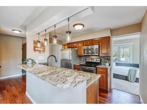 Kitchen - 76 Cove Blvd #E12, Dillon, CO 80435 photo 2 of 4