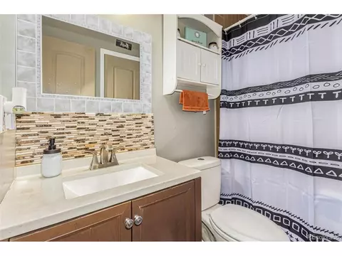19583 E Buchanan Pl, Aurora, CO 80011 photo 13