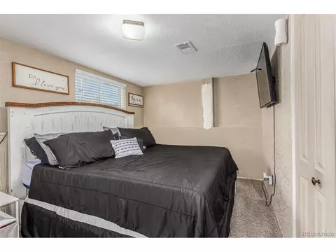 19583 E Buchanan Pl, Aurora, CO 80011 photo 11