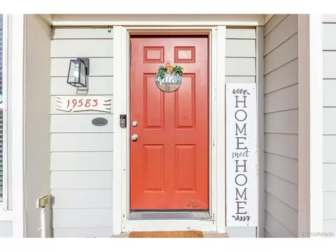 19583 E Buchanan Pl, Aurora, CO 80011 photo 4