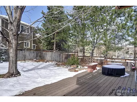 1433 Oakleaf Cir, Boulder, CO 80304 photo 4