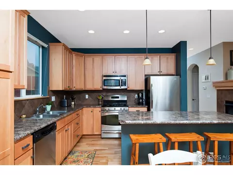 211 Mcconnell Ct, Lyons, CO 80540 photo 6