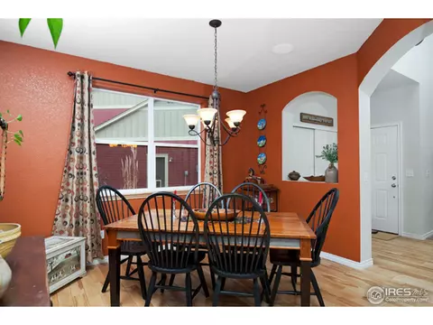 211 Mcconnell Ct, Lyons, CO 80540 photo 4