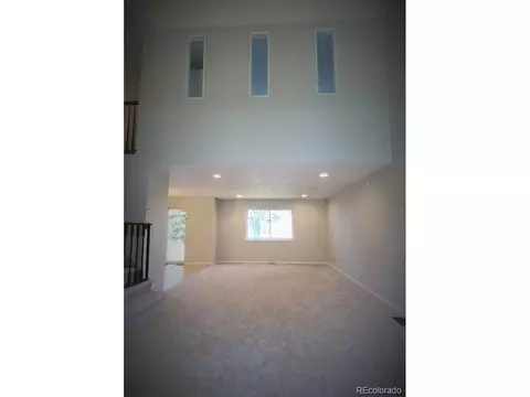 2201 S Uravan St, Aurora, CO 80013 photo 2