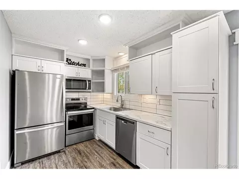 817 Holmes Pl, Berthoud, CO 80513 photo 9