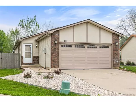 817 Holmes Pl, Berthoud, CO 80513