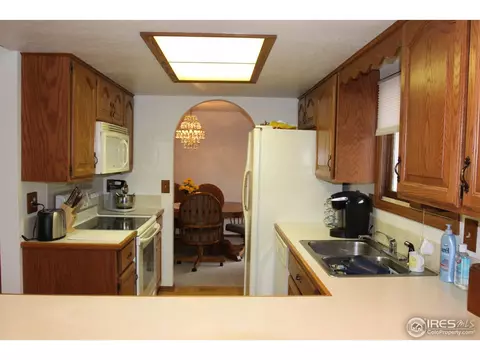 1405 Willow Dr, Berthoud, CO 80513 photo 4