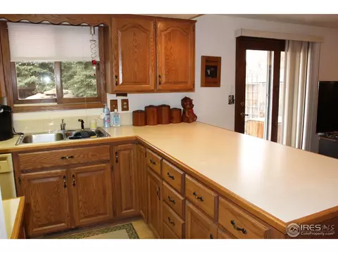 1405 Willow Dr, Berthoud, CO 80513 photo 5