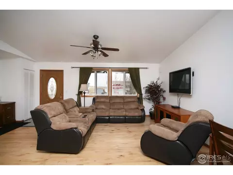 615 S 9th St, Berthoud, CO 80513 photo 3